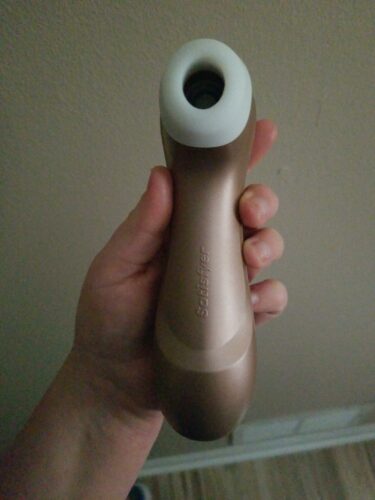 Click to view full screen Satisfyer Pro 2 Generation 2 - Sugador e Estimulador de Clitóris com Ondas de Pressão à Prova D’Água photo review